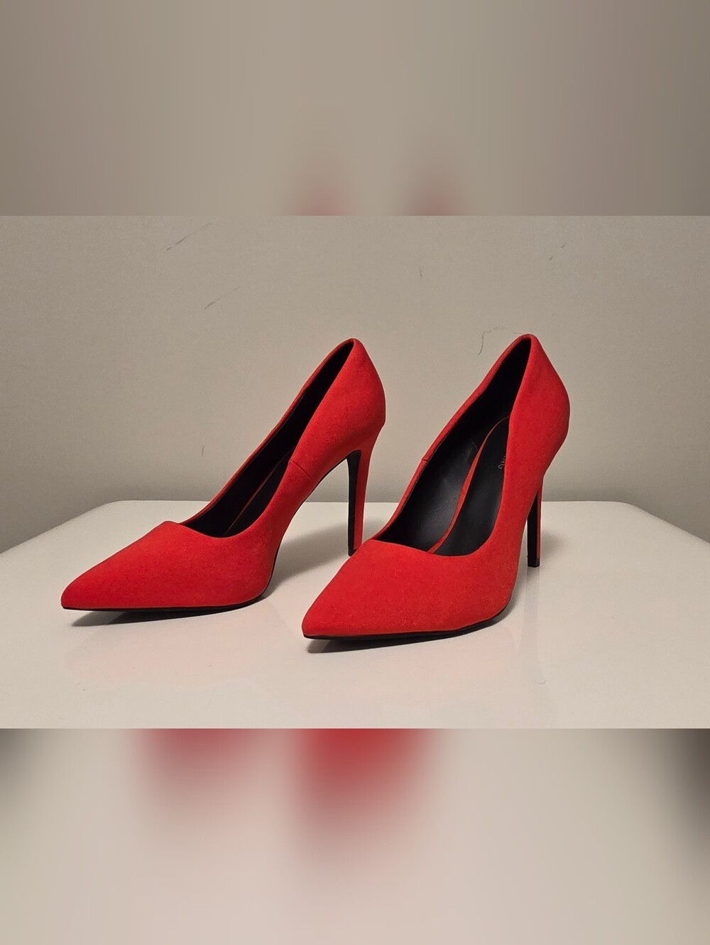Women’s Classic Satin Red Stilettos - Picture 4 of 5
